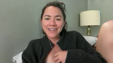 Snapshot of bendlikebecks chatting on April 21, 2026, 3:07 pm bendlikebecks online show from April 21, 2026, 3:07 pm