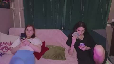 KENDALL  NATHAN online show from March 5, 2026, 8:27 pm