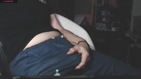 benijamin online show from November 10, 2025, 11:04 pm