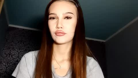 Valentina online show from September 8, 2025, 5:12 pm