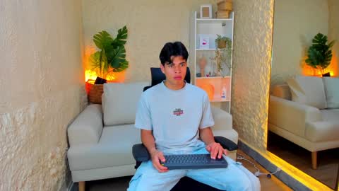 BENJAMIN online show from January 11, 2025, 2:30 am