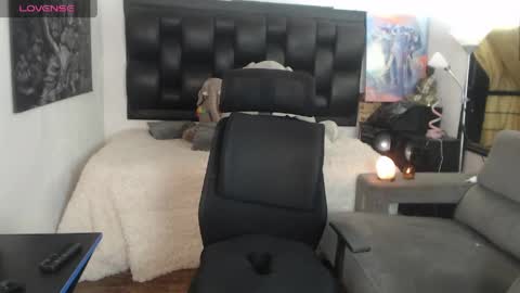 benjamincooperk online show from May 13, 2026, 8:01 am