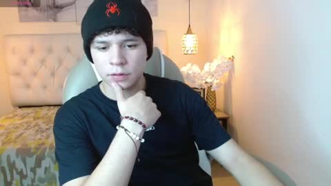 BENJAMIN online show from December 7, 2024, 7:43 pm