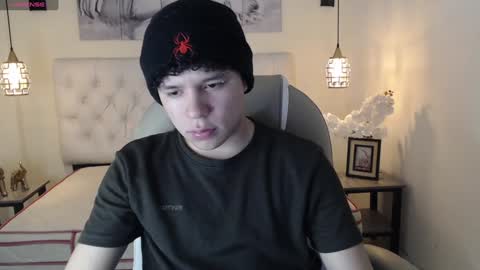 BENJAMIN online show from January 12, 2025, 8:03 pm