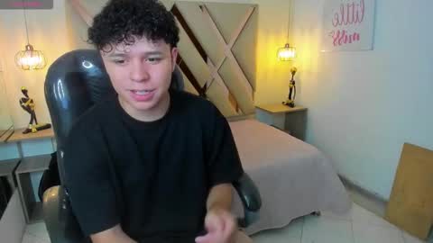 BENJAMIN online show from September 10, 2025, 9:04 pm
