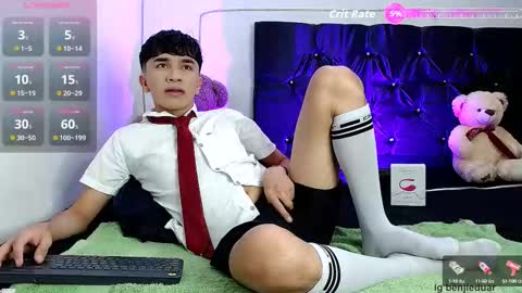 Snapshot of benji_hoter chatting on September 30, 2025, 3:28 pm Benji Hoter online show from September 30, 2025, 3:28 pm