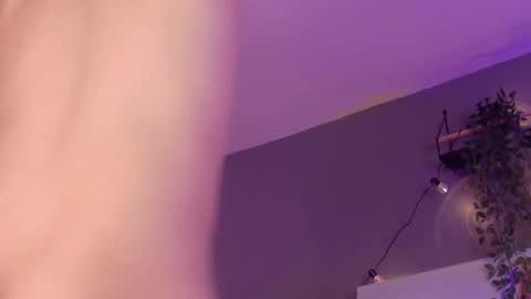 BENJI FIORE online show from October 22, 2025, 10:53 pm