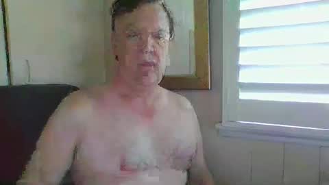 Snapshot of benjoid chatting on November 19, 2025, 6:02 am benjoid online show from November 19, 2025, 6:02 am