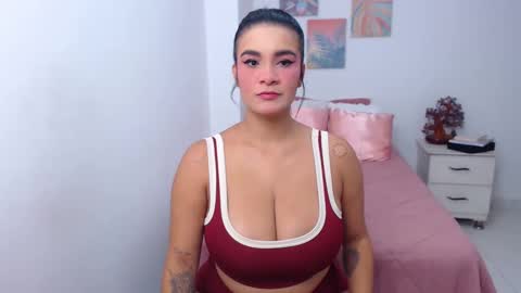 Snapshot of benny_austin chatting on October 19, 2025, 7:31 am benny online show from October 19, 2025, 7:31 am