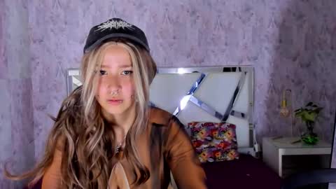 Snapshot of benny_wilson chatting on September 30, 2025, 3:33 am benny_wilson online show from September 30, 2025, 3:33 am