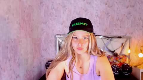 Snapshot of benny_wilson chatting on October 7, 2025, 3:25 am benny_wilson online show from October 7, 2025, 3:25 am