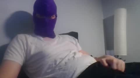 bennybueno online show from May 25, 2026, 3:23 am