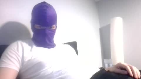 bennybueno online show from May 28, 2026, 2:53 am