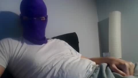 bennybueno online show from June 13, 2026, 2:53 am