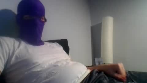 bennybueno online show from June 21, 2026, 3:31 am