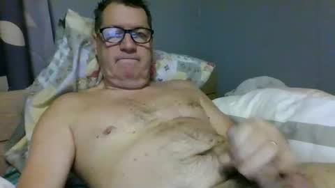 Snapshot of bennybutterfly007 chatting on February 7, 2025, 9:37 am bennybutterfly007 online show from February 7, 2025, 9:37 am