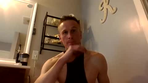 Snapshot of bennyc04041987 chatting on May 1, 2026, 8:35 pm BennyC online show from May 1, 2026, 8:35 pm