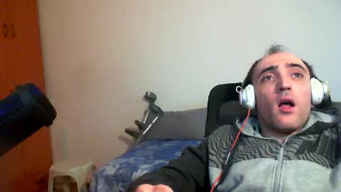 Snapshot of bentish chatting on April 2, 2026, 9:51 am bentish online show from April 2, 2026, 9:51 am