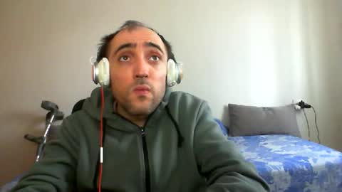 Snapshot of bentish chatting on April 6, 2026, 10:16 am bentish online show from April 6, 2026, 10:16 am