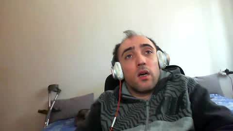 Snapshot of bentish chatting on May 2, 2026, 7:35 am bentish online show from May 2, 2026, 7:35 am