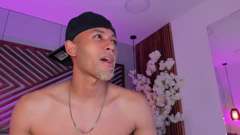 bento_fox online show from February 5, 2026, 3:55 am