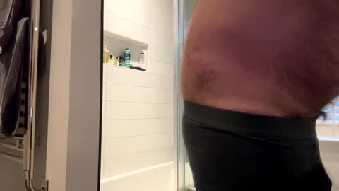 Snapshot of benz10001 chatting on December 5, 2024, 12:44 pm benz10001 online show from December 5, 2024, 12:44 pm