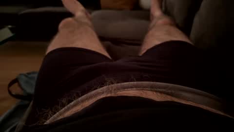 Snapshot of benz10001 chatting on December 8, 2024, 3:43 am benz10001 online show from December 8, 2024, 3:43 am