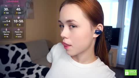 Snapshot of berenicefarran chatting on September 25, 2025, 8:18 am Ora Enderson online show from September 25, 2025, 8:18 am