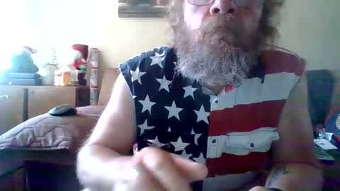 Snapshot of bergeeric1970 chatting on May 28, 2026, 4:04 pm bergeeric1970 online show from May 28, 2026, 4:04 pm