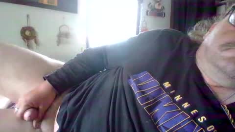 Snapshot of bergeeric1970 chatting on July 24, 2026, 4:16 pm bergeeric1970 online show from July 24, 2026, 4:16 pm