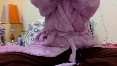 Snapshot of bermudatriangle12 chatting on January 7, 2025, 5:20 pm tixxie online show from January 7, 2025, 5:20 pm