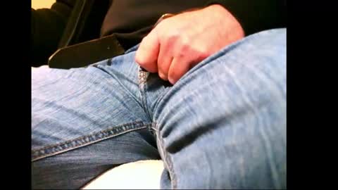 bernardo1968 online show from November 25, 2025, 6:52 pm