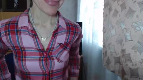 berry2024 online show from November 21, 2025, 8:02 am