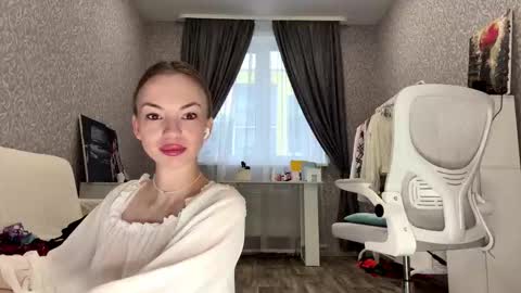 Sofia online show from October 19, 2025, 5:08 am