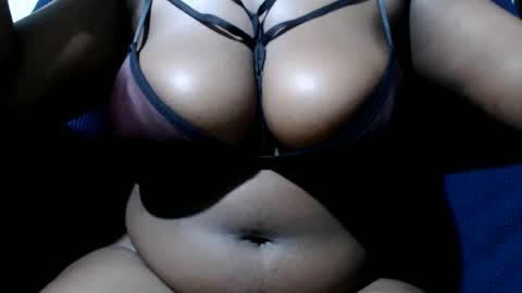 berrycany online show from July 6, 2026, 4:42 am