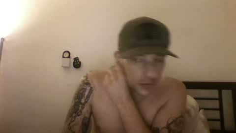 Snapshot of berrymacock chatting on June 18, 2026, 3:51 am berrymacock online show from June 18, 2026, 3:51 am