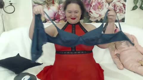 BerryShickX online show from December 8, 2024, 10:19 am