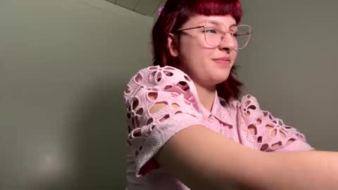 berserker_avi online show from November 7, 2025, 9:48 pm