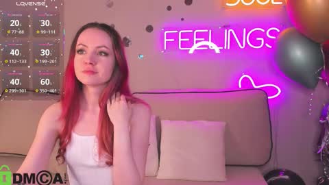 Snapshot of berta_kelly chatting on October 24, 2025, 1:35 am Berta  online show from October 24, 2025, 1:35 am