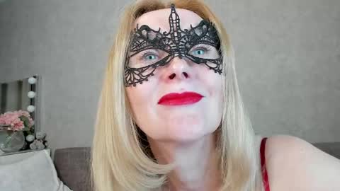 Snapshot of best__angelica chatting on May 30, 2026, 1:19 pm best__angelica online show from May 30, 2026, 1:19 pm