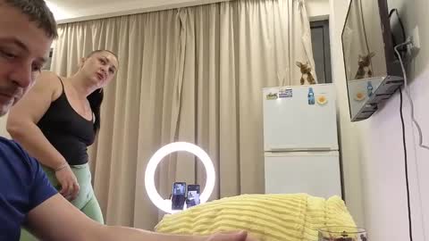 best_ass2000 online show from April 28, 2026, 11:32 pm