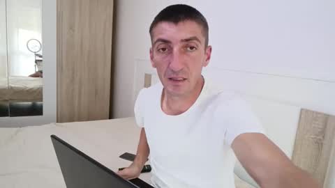 Snapshot of best_couple_for_u chatting on September 26, 2025, 10:30 am Alex and Victoria online show from September 26, 2025, 10:30 am