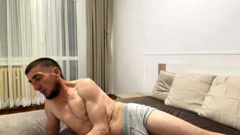 Alex and Victoria online show from April 1, 2026, 6:05 pm