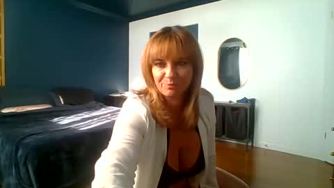Snapshot of best_tease13 chatting on January 22, 2025, 5:59 pm Sexymilf13 online show from January 22, 2025, 5:59 pm