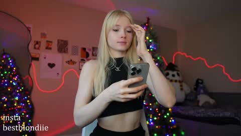 Chloe Next stream on Friday online show from January 4, 2025, 5:05 pm