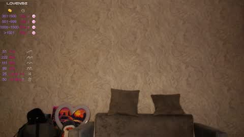 Emely online show from September 20, 2025, 3:29 am