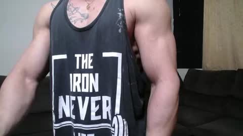 Snapshot of bestmuscle chatting on July 24, 2026, 11:36 pm bestmuscle online show from July 24, 2026, 11:36 pm