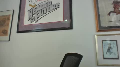 Snapshot of bestshot1951 chatting on October 2, 2025, 3:19 pm bestshot1951 online show from October 2, 2025, 3:19 pm