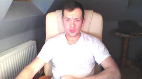 Snapshot of bestworld_ chatting on November 27, 2025, 5:15 pm bestworld_ online show from November 27, 2025, 5:15 pm