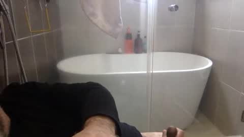 Snapshot of betoooox chatting on December 25, 2024, 5:05 pm Virtual Gentleman online show from December 25, 2024, 5:05 pm